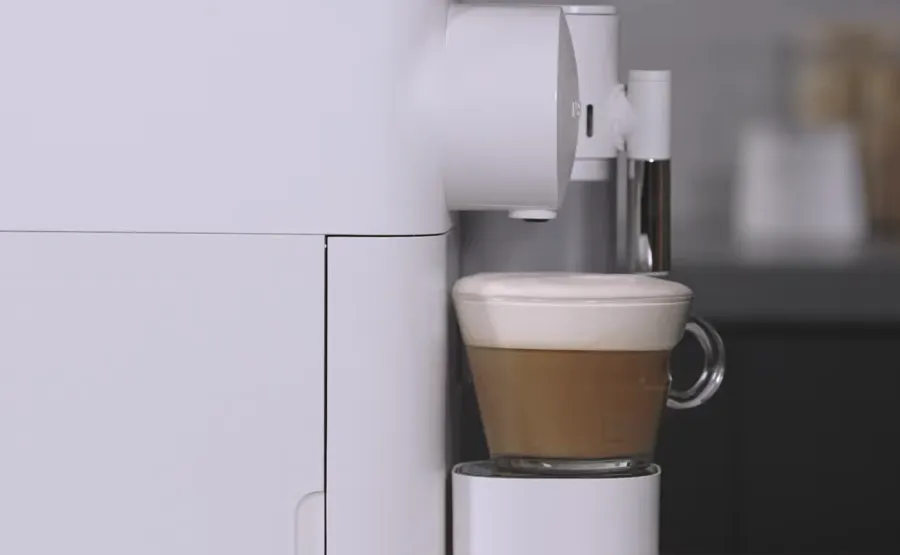 how to clean the cappuccino system of the lattissima frother
